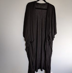 🆕✨Black kimono w/ pockets!